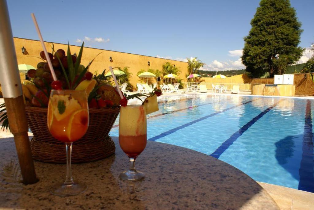 Paradies Hotel Express Жарину Экстерьер фото