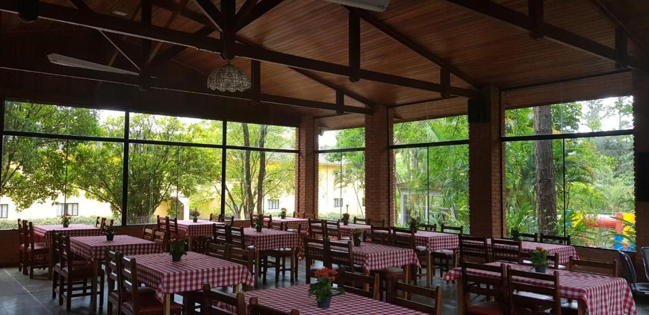 Paradies Hotel Express Жарину Экстерьер фото