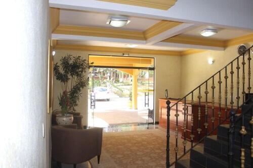Paradies Hotel Express Жарину Экстерьер фото