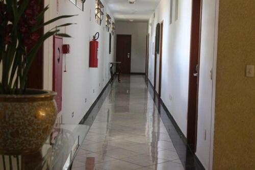 Paradies Hotel Express Жарину Экстерьер фото